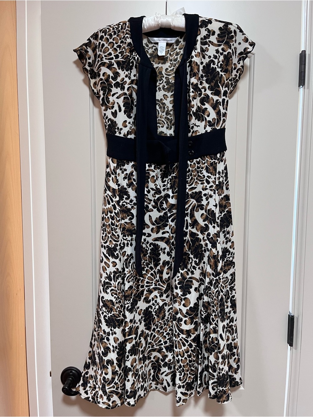 Silk Diane Von Furstenberg Black and Brown Floral-Leopard Tie-Neck Midi Dress